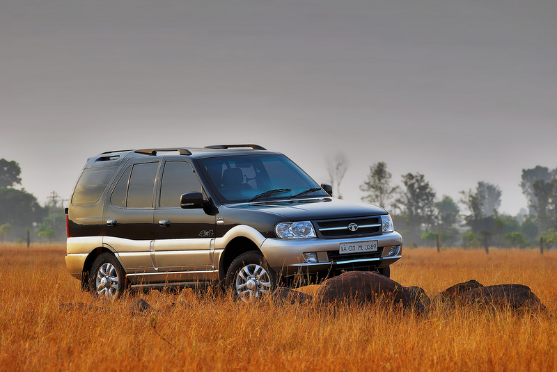 Illustration for article titled Your guide to utilitarian Indian body-on-frame manual diesel 4x4s